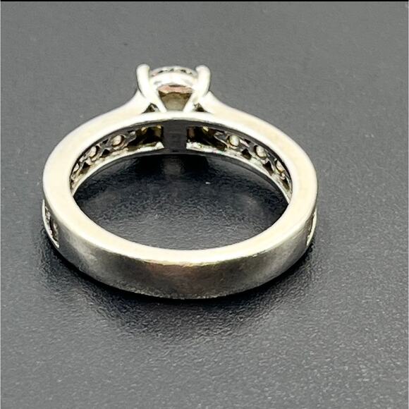 Ross Simons Vintage Sterling Silver Simulated Diamond CZ Engagement Ring Sz 8.25 - Picture 5 of 12